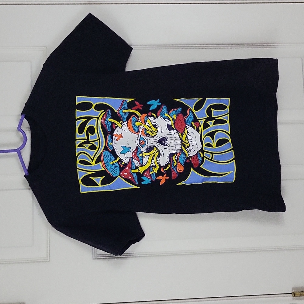 Fresh Vibes Skull Mushrooms Tee